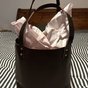 Portland Leather Medium Classic Tote, Grizzly (deep dark brown smooth leather)